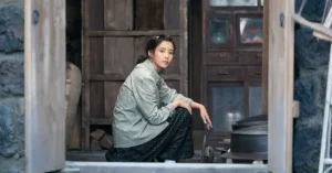 IU’s Bold Choice to Endure 10 Slaps for Authentic Scene in When Life Gives You Tangerines Earns High Praise from Co-Star Oh Min Ae
